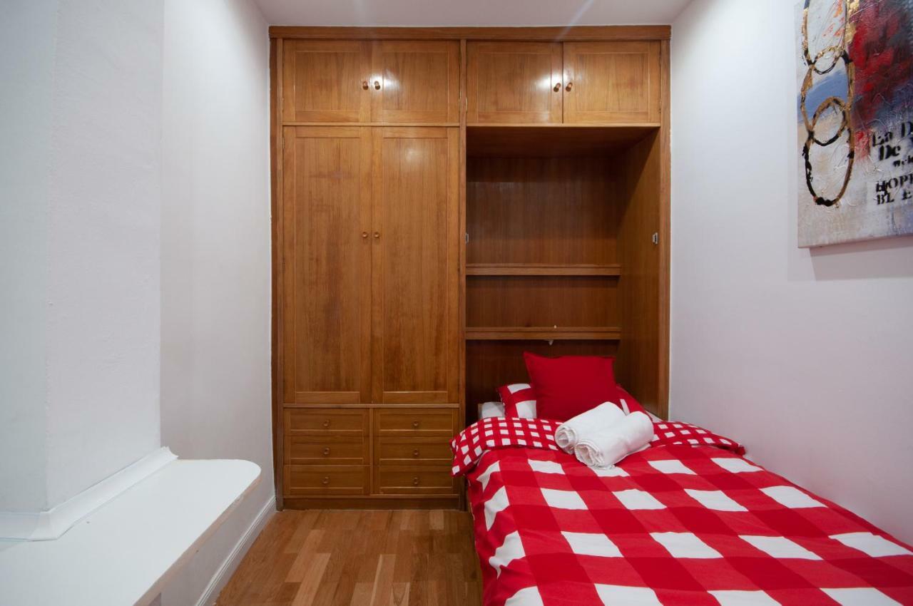 Acogedor Apartamento Lavapies マドリード エクステリア 写真